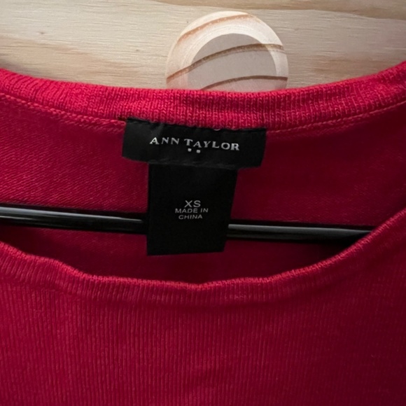 Red knit A- line - Picture 2 of 3